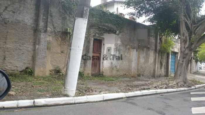 Terreno com 1400m² à Venda no Alto da Boa Vista, São Paulo/SP