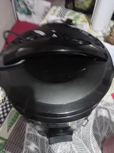 Panela de pressão elétrica  multifuncional  de 5 litros