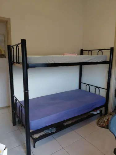 Treliche com cama auxiliar Preta Marcheli (somente a estrutura)