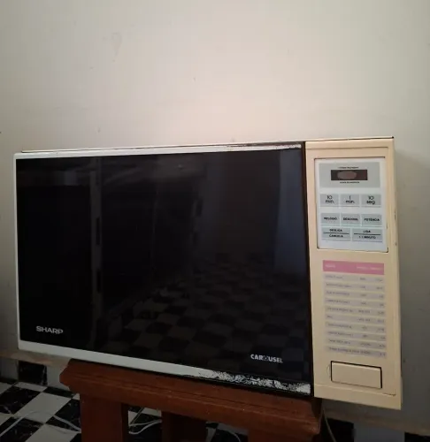 Micro-ondas usado