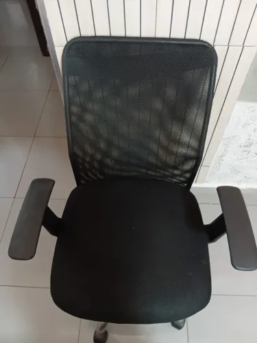 Cadeira para escritório giratória
