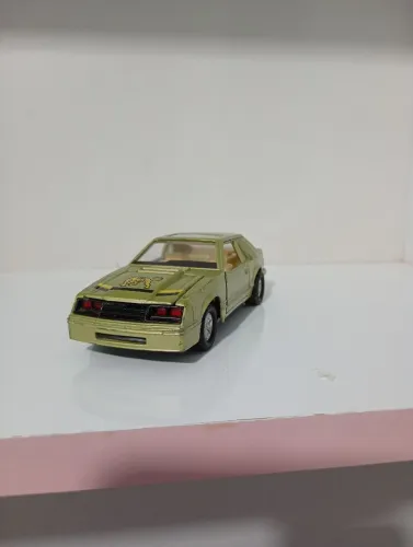 Carrinho sunnyside Mustang. Obs capu colado
