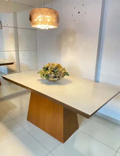 Mesa para 6 cadeiras 
