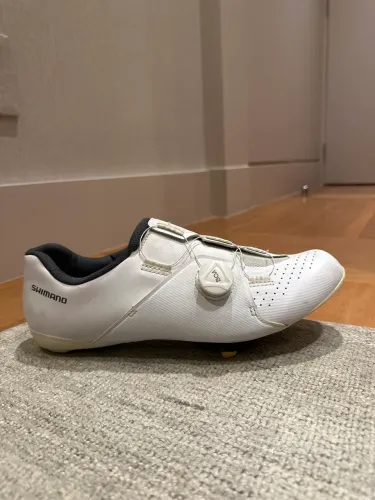 Sapatilha Shimano RC3