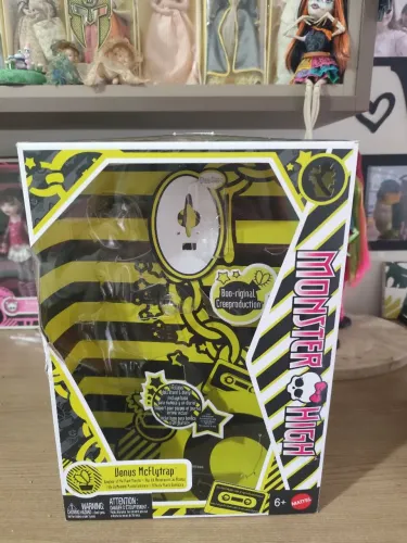 Monster high Venus Mcflytrap caixa