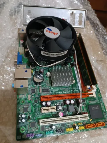 Kit Placa mãe + Core2Duo + 4GB