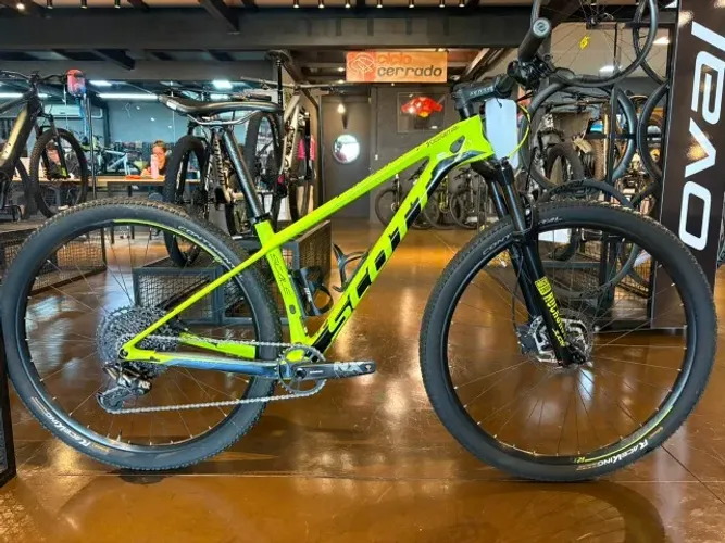 Bicicleta Seminova Scott Scale 940