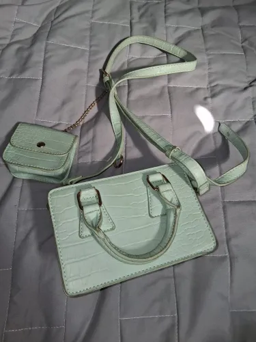 Bolsa verde agua feminina