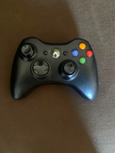Vendo Kinect + controle de Xbox original