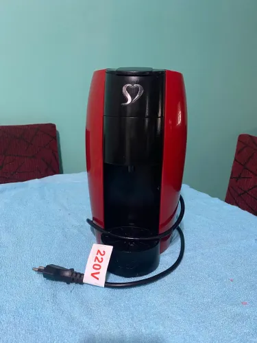 Cafeteira elétrica café expresso três corações 220V