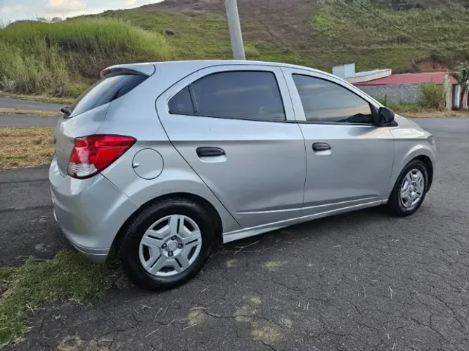 Chevrolet Onix JOY Hatch 1.0 8V Flex Mec. 4P 2018