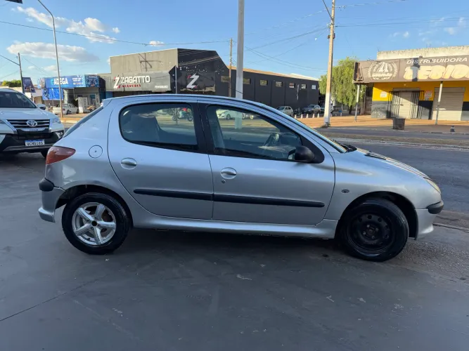 Peugeot 206 Sensation 1.4 Flex 8V 5P 2008