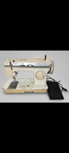 Máquina de Costura Singer 244 - Original e Funcionando Perfeitamente
