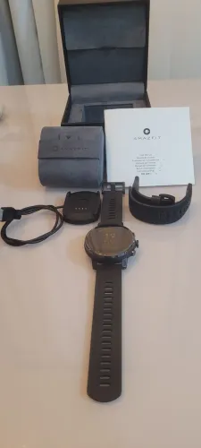 Vendo Smartwatch Amazfit Stratos 2 (Completo na Caixa) + Pulseira Social Extra.