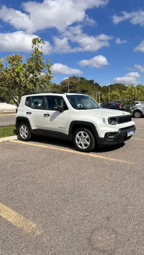 Jeep Renegade Sport T270 1.3 TB 4X2 Flex Aut. 2024