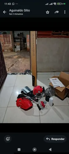 Vendo roçadeira 900 reais 