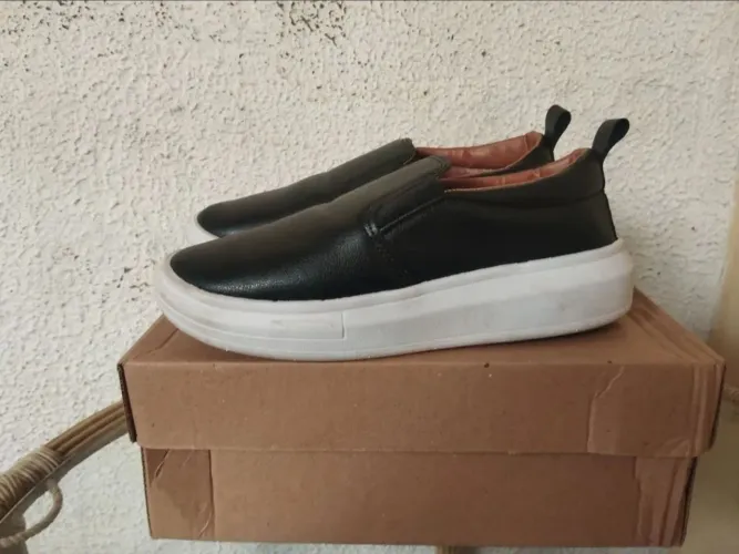 Tênis casual preto