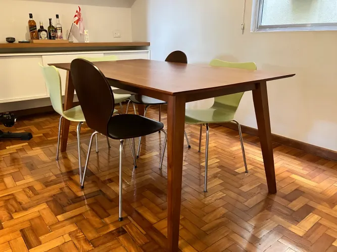 Mesa de jantar 6 lugares - Meu móvel de madeira