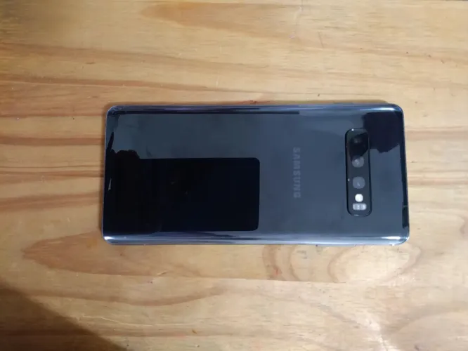 Celular Samsung Galaxy S10 Plus usado 