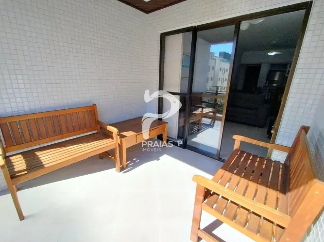 Apartamento reformado, 3 dormitórios, Enseada, Guarujá