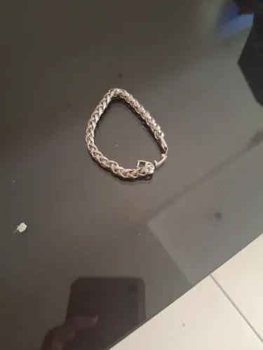 pulseira prateada unissex ( semi joia) usada em perfeito estado