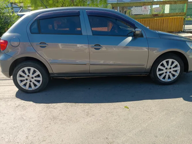 Volkswagen Gol (novo) 1.0 MI Total Flex 8V 4P 2013