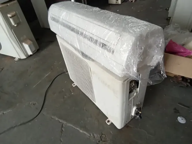AR CONDICIONADO 9000 BTUS