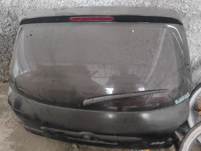 Tampa traseira do Peugeot 206 207 com vidro novo