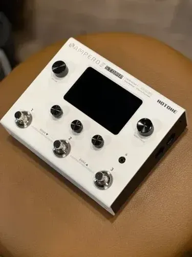 Pedaleira Hotone Ampero II Stomp MP-300 - Nova Lacrada na Caixa