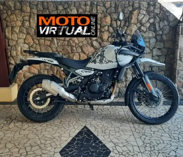 Royal Enfield Himalayan Kamet White 450 2026