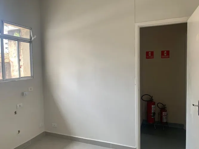 Alugo salas para profissionais liberais