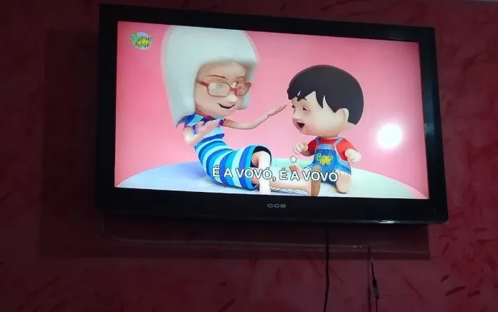 Vendo tv 49 polegadas