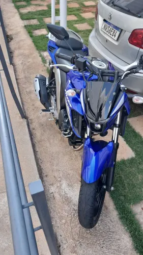 Fazer 250