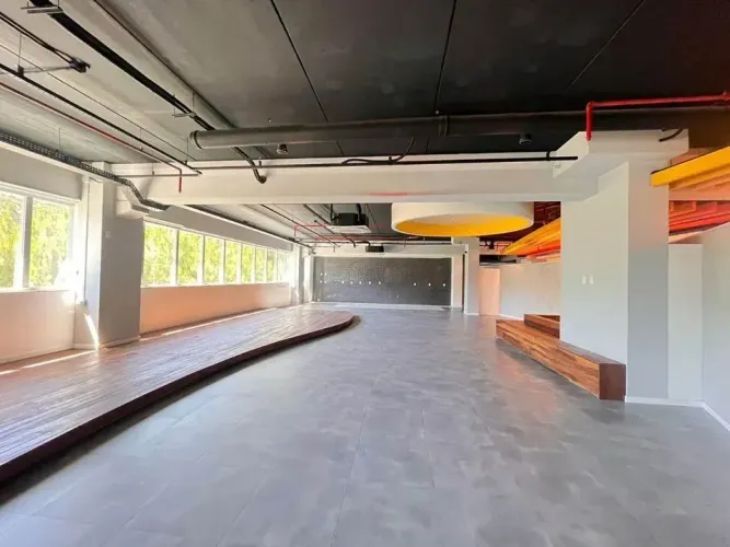 Laje Corporativa de Alto Padrão no Square SC | 765,70 m²