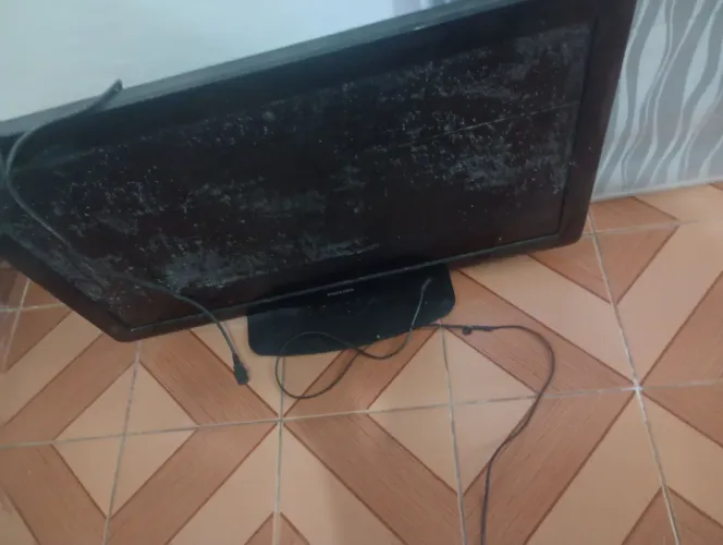 televisão com defeito