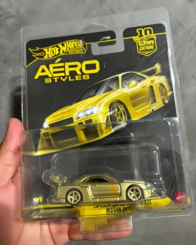 Hot Wheels Nissan lbwk chase