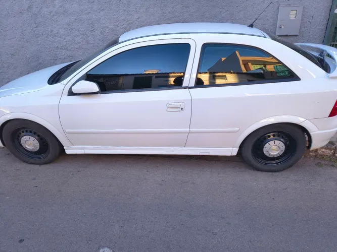 Chevrolet Astra 2.0/ CD/ GLS 2.0 MPFI 16V 3P 1998