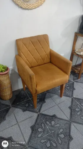 Poltrona para salões, clínicas..