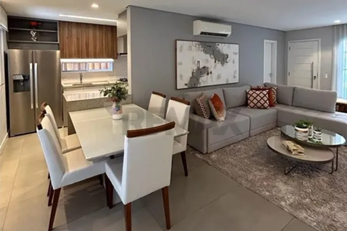 RE/MAX Aluga Casa no Residencial Villaggio Shangrilá, por R$ 5.750,00 mensais