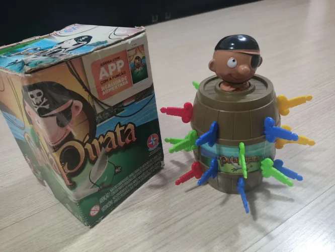 Jogo Pula Pirata estrela, completo, funcionando e na caixa
