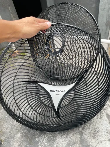 Grade traseira e dianteira do Ventilador Britânia Turbo 40cm 6 pás