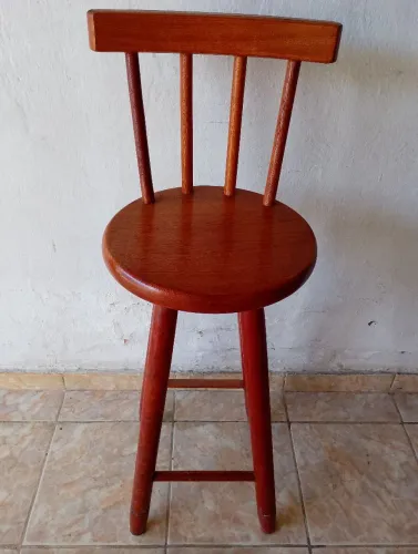 Banqueta Alta em Madeira Maciça (70cm) - Excelente Estado