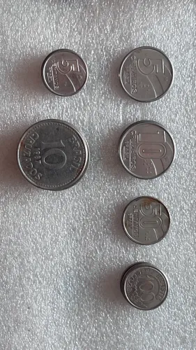 Moedas antigas cruzeiros e cruzados 