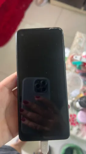 Vendo Motorola One action usado, porém em bom estado de conservação;