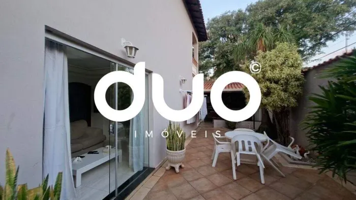 Casa com 3 dormitórios à venda, 234 m² por R$ 890.000,00 - Nova Piracicaba - Piracicaba/SP