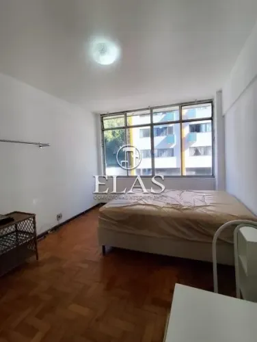 Apartamento- Petrópolis, Centro