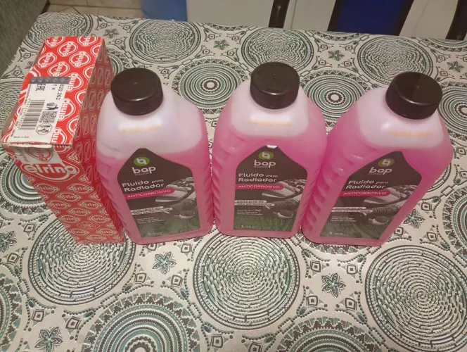 Jogos parafusos e fluido radiador Corsa classic 