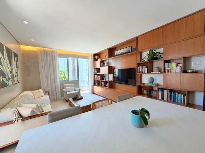 Apartamento com 3 dormitórios à venda, 117 m² por R$ 1.700.000,00 - Centro - Florianópolis