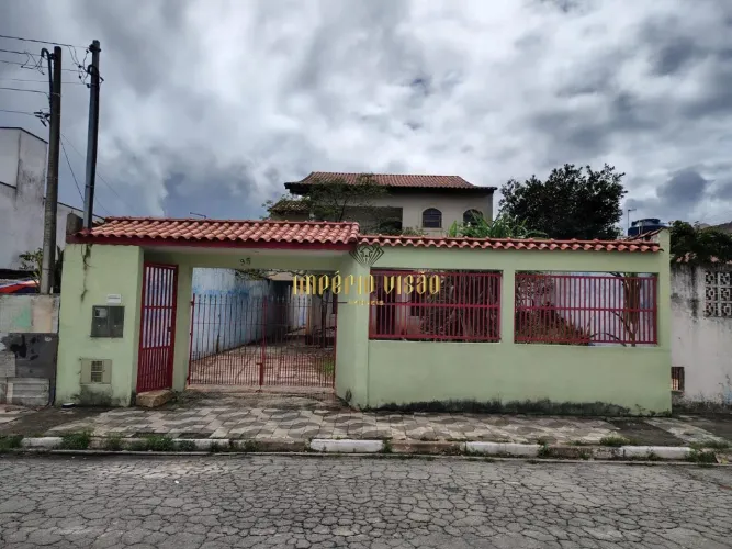 Casa Comercial para alugar com 4 quartos sendo 1 suíte na vila figueira Suzano