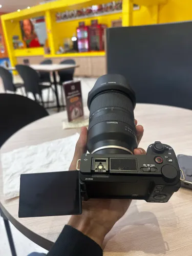 Zve10 Mark 2 + 17-70 tamron nova!